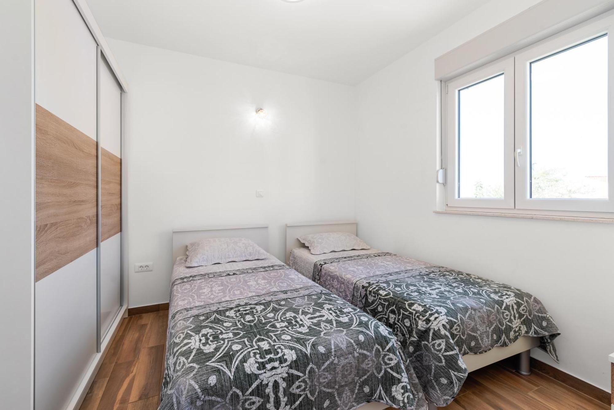 Apartments Boomerang Rogoznica  Exterior photo